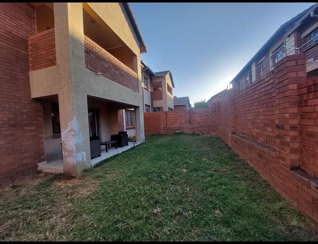 3 BEDROOM APARTMENT FOR SALE IN NOORDWYK